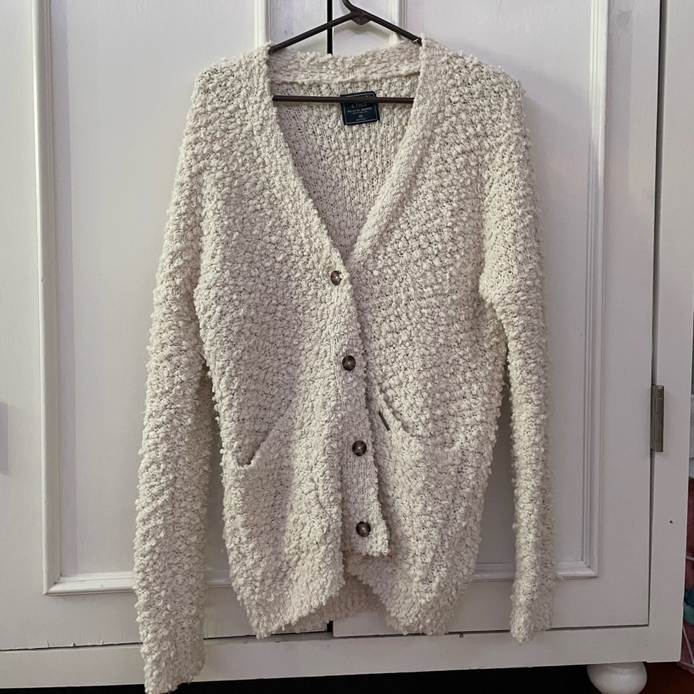abercrombie and fitch cream colored button sweater